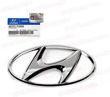 GENUINE ® logo Trunk Emblem "H" For Hyundai Elantra 2017-2018 86321F2000