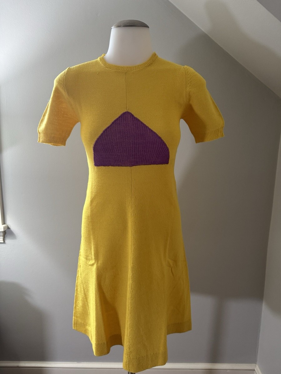 Women's Wayne Rogers And His Granny Takes A Knit Vintage 100% Wool - Main Image