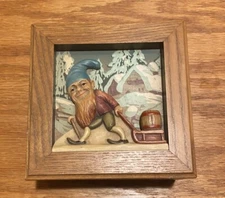 ANRI Wooden Music Jewelry Box 3D Relief Carved Gnome It’s a Small World Italy Vg