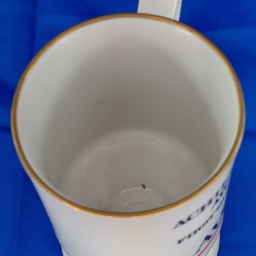 Avon Achievement Award porcelain Coffee Mug 'First Quarter 1978' Collectibles - Picture 6 of 12