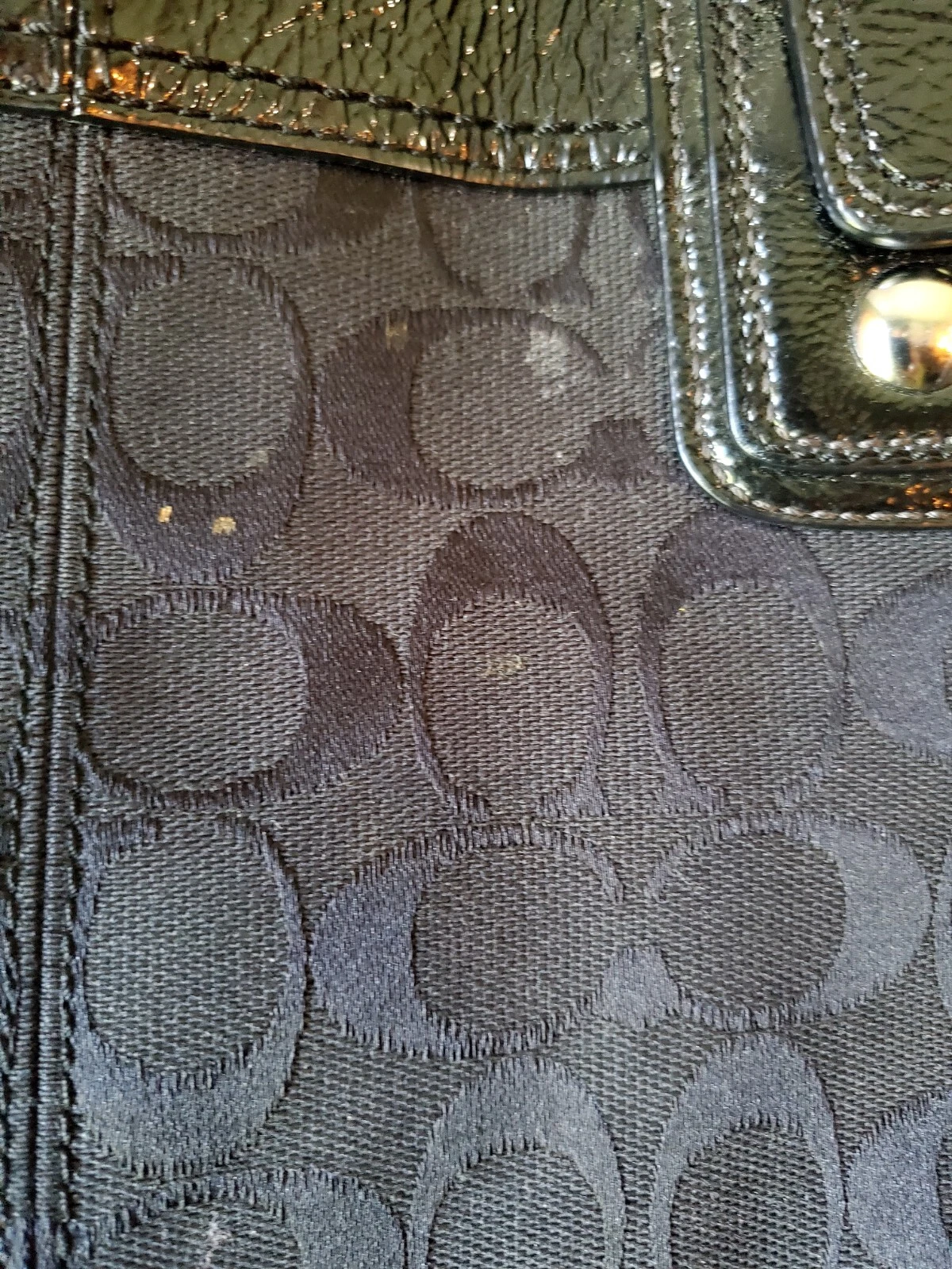 Borsa a tracolla Coach Soho plissettata firma C nera F13743