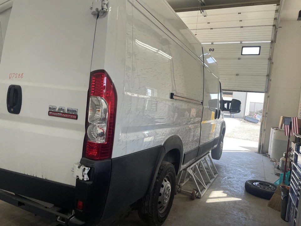 Used ABS Pump and Motor Assembly fits: 2022 Ram Promaster 3500 van assembly w/ad - Image 3 of 4