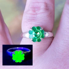 Four Leaf Clover Uranium Glass Ring Green 925 Sterling Silver