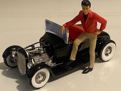 SUPER RARE: 'Rockin' Roadster' Porcelain Car Ornament *EX*