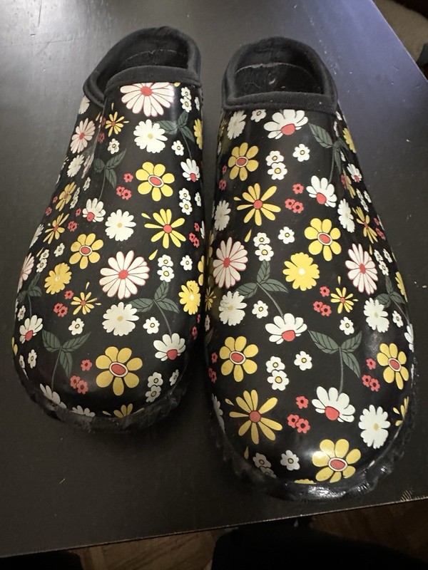 Western Chief Garden Clog Women's 7 Flowers Petal Party Waterproof Slip On Rain