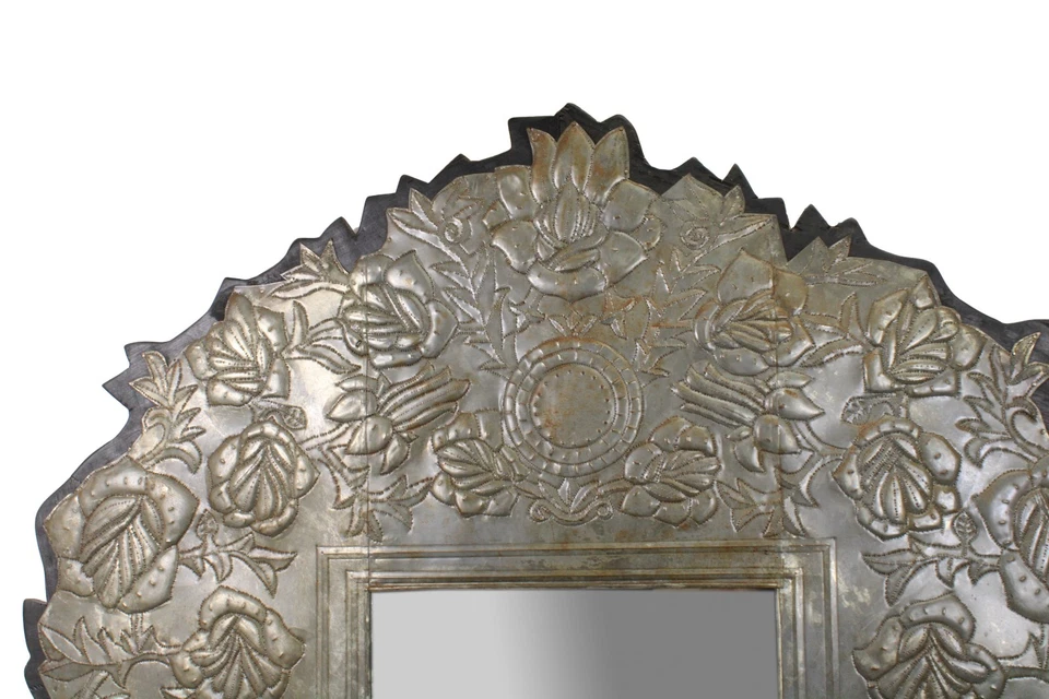 Espejo de pared grande vintage hecho a mano hojalata de hojalata perforada arte popular mexicano Foto 2 de 4