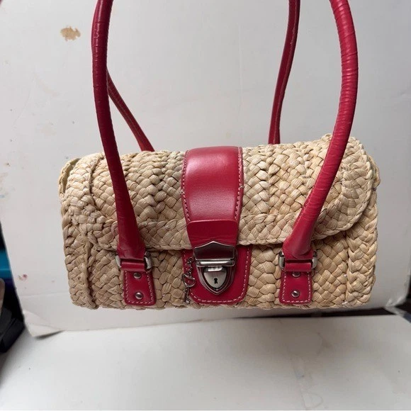 Women woven straw and pink leather satchel by Ann Taylor - Image 4 of 4