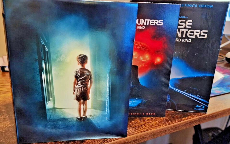 CLOSE ENCOUNTERS OF THE THIRD KIND 30th Anniversary Ultimate Edition BOX Blu-Ray - Image 2 of 4