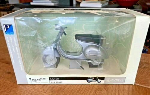 AUTOart 1:12 Scale Motorcycle Diecast & Toy Vehicles