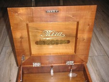 Schweizer Spieluhr MIRA Mermod Fréres music box 11 3/4" discs 6 Platten 30,5cm