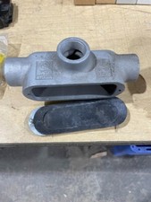 APPLETON 3/4" X FORM 35 UNILET CONDUIT BODY WITH GASKET  COVER B164