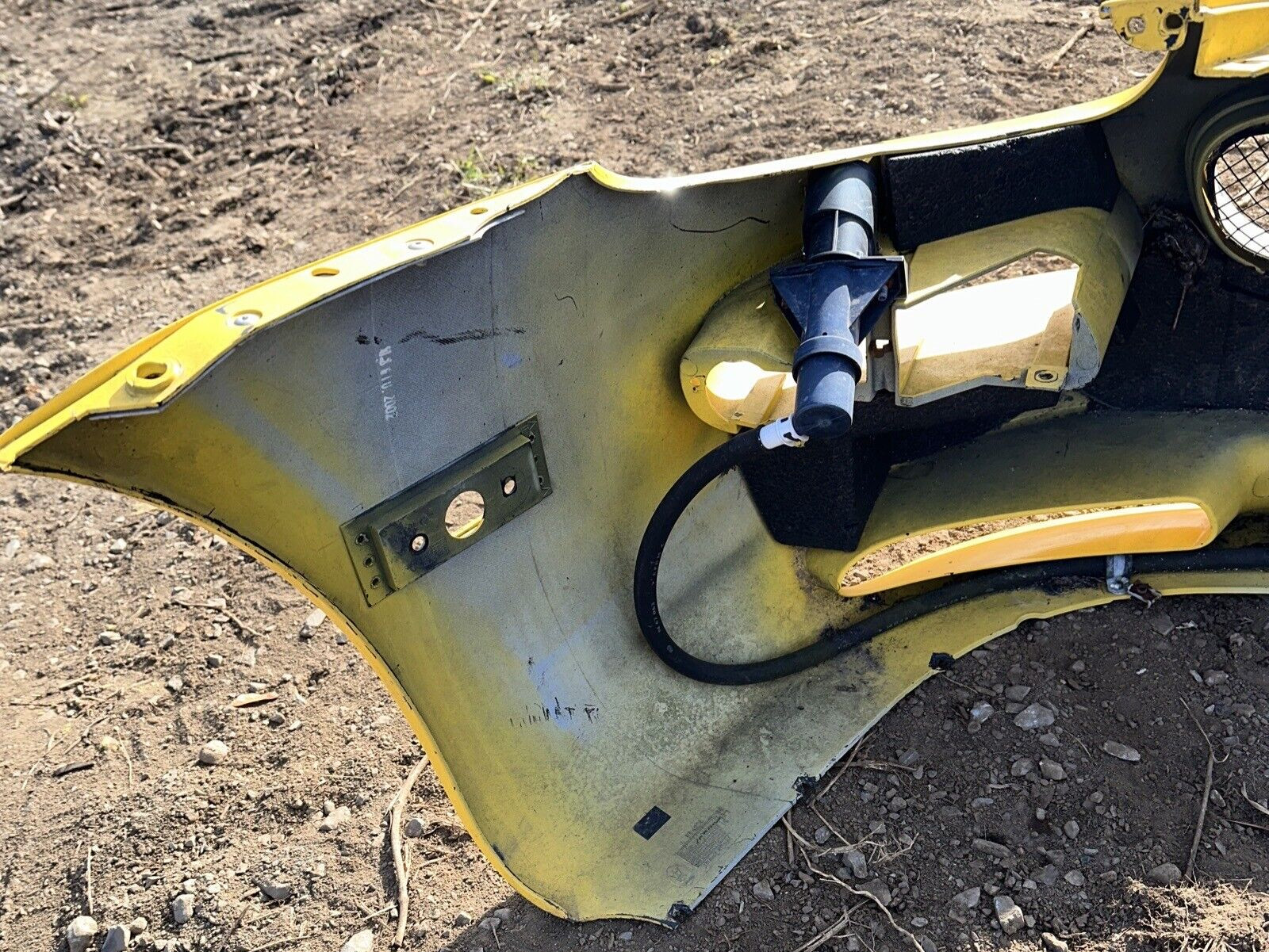 02-07 Maserati Coupe 4200 M138 GT Front Bumper Cover Yellow OEM