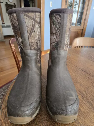 Under Armor HAW Mens 9 Rubber Boots Camo Hunting Mud Muck Realtree 10 inch