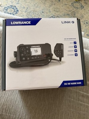 Lowrance Link-9 DSC VHF Marine Radio AIS Receiver GPS IPX7 Waterproof