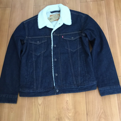 Levis Sherpa Trucker Herren Jeansjacke Gr: L Blau neu mit Etikeet