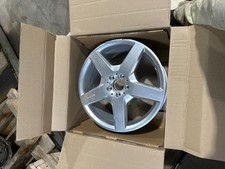 Wheel 164 Type Ml550 19x8 5 Flat Spokes Amg Fits 06-08 Mercedes Ml-class 718632 Wheel 164 Type Ml550 19x8 5 Flat Spokes Amg Fits 06-08 Mercedes Ml-class 718632