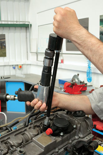 Laser Tools 6264 Diesel Injector Extractor Tool Kit + Adaptors - Picture 5 of 9