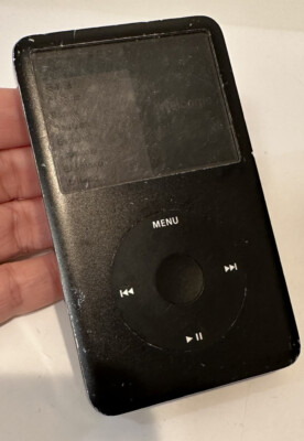Apple iPod classic 6th Generation Black (160 GB) 15000+