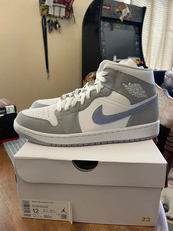 Nike Air Jordan 1 Mid Wolf Grey Aluminum (BQ6472-105) 12W/10.5M | eBay