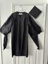 GRADUATION CAP AND GOWN MASTERS DEGREE Unisex
