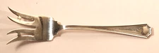 DURGIN FAIRFAX STERLING SILVER LARGE CHIPPED BEEF FORK 7 1/2"