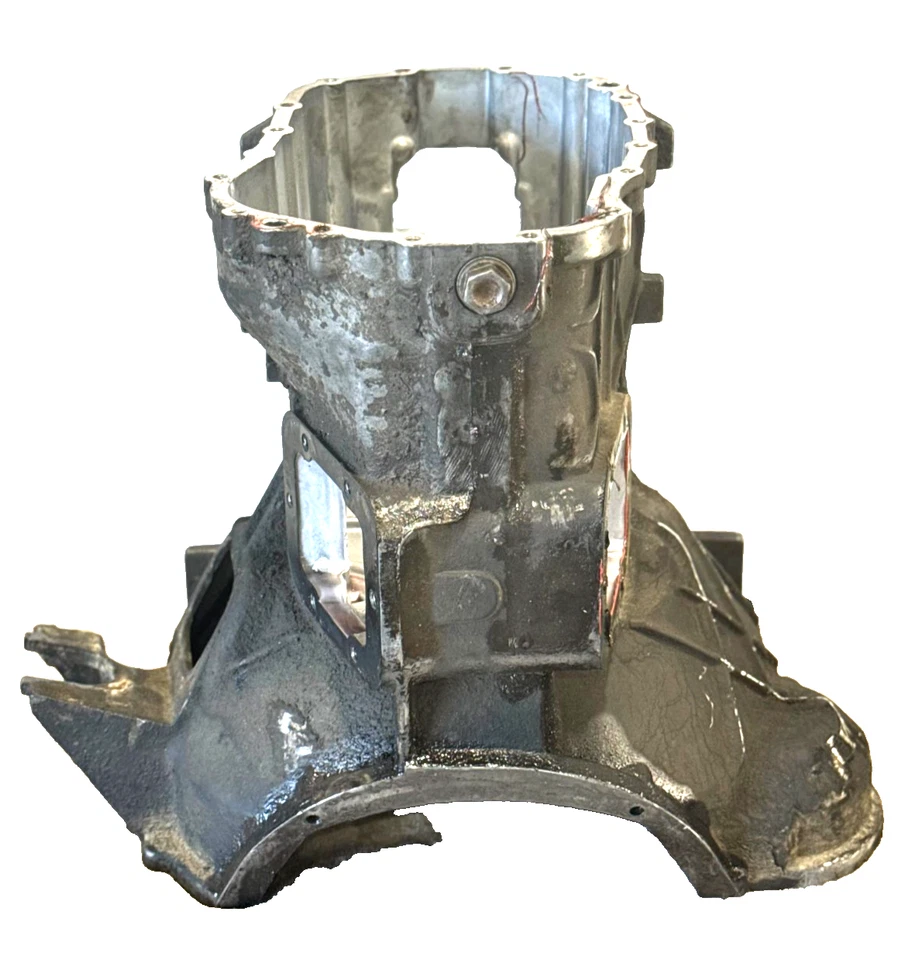 FORD ZF S5-42 MANUAL TRANSMISSION DIESEL 4X4 TRANS CASE SHELL HOUSING OEM - Image 2 of 4
