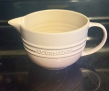 New! Le Creuset Second Choix Shell Pink 2 Liter Mixing Batter Bowl