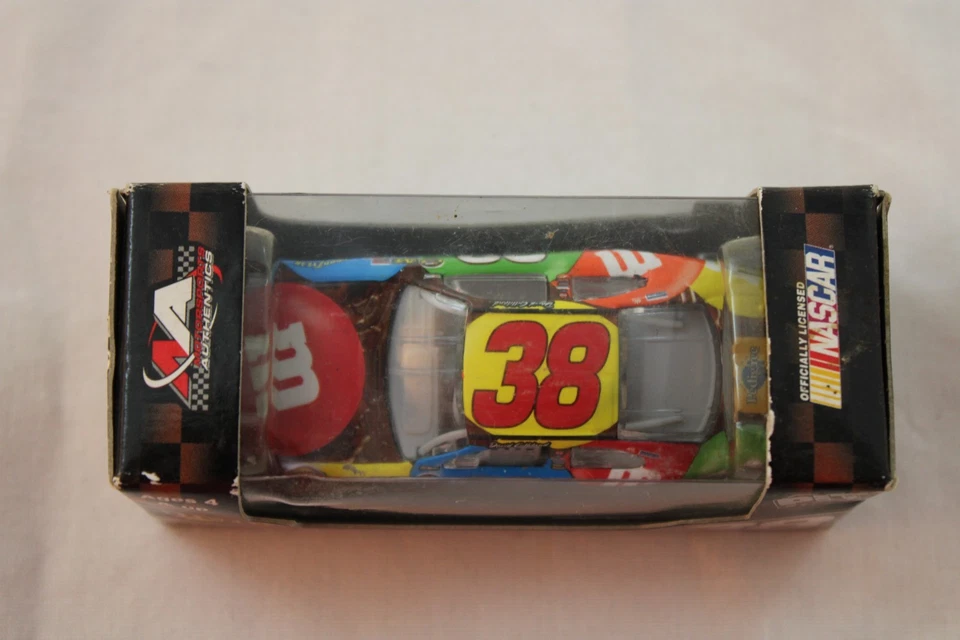 David Gilliland 2007 NASCAR Motorsports Authentics 1:64 Die-Cast M&Ms Ford #38 - Image 2 of 4