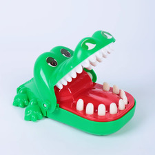 Latest Crocodile Classic Mouth Dentist Finger Biting Family Game for Kids FunToy