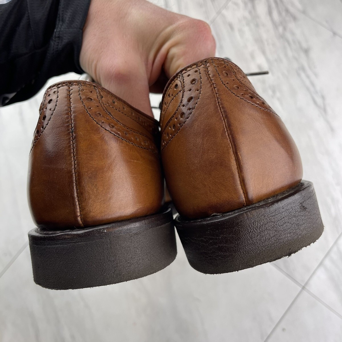 •Allen Edmonds Men\'s Nomad  Brown Wingtip Derby Size US 10 D Amazon.com | Allen Edmonds Men main image 4
