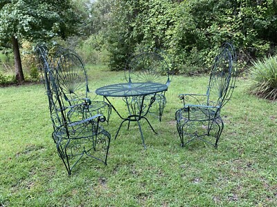 Vintage Italian salterini wrought iron peacock outdoors patio table