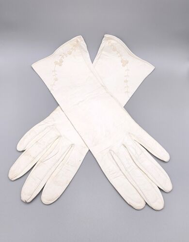 Women's Vintage Long White Leather Flower Embroidered Cocktail Gloves Size 8 - Picture 1 of 11