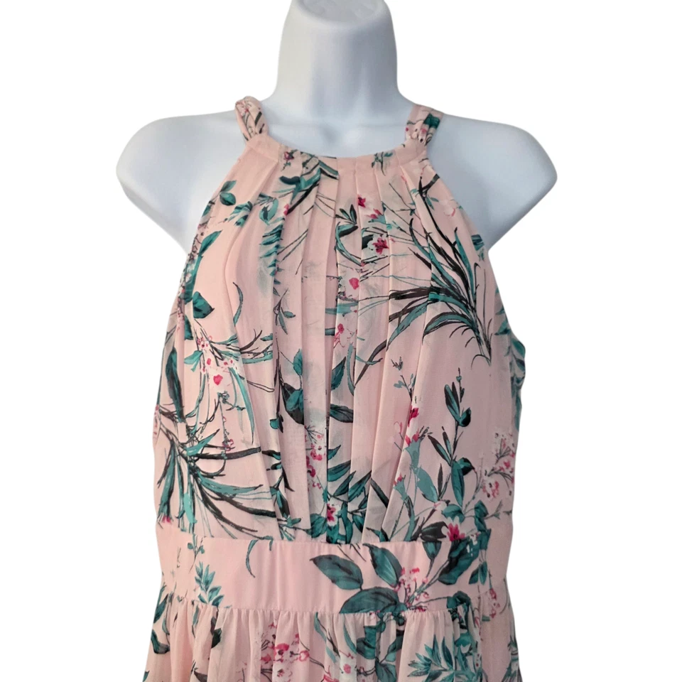 Vestido maxi INC International Concepts feminino rosa 2 floral halter fluido tropical - Imagem 3 de 4