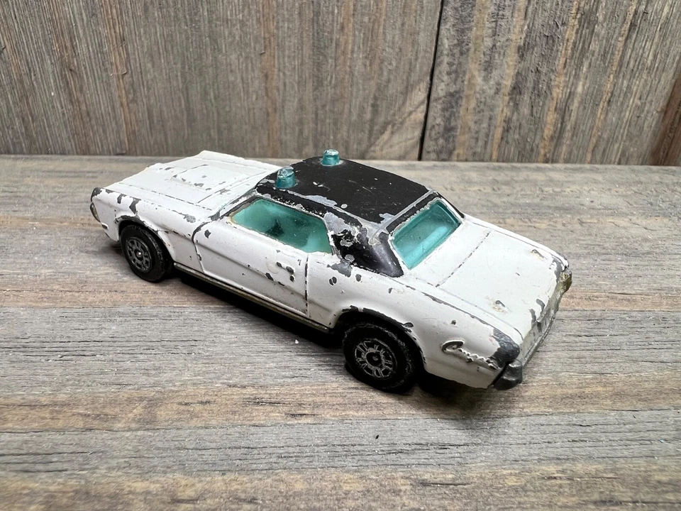 Corgi Juniors Whizzwheels Mercury Cougar XR7 SHERIFF Ford Capri Fire Chief LOTE X - Imagem 3 de 4