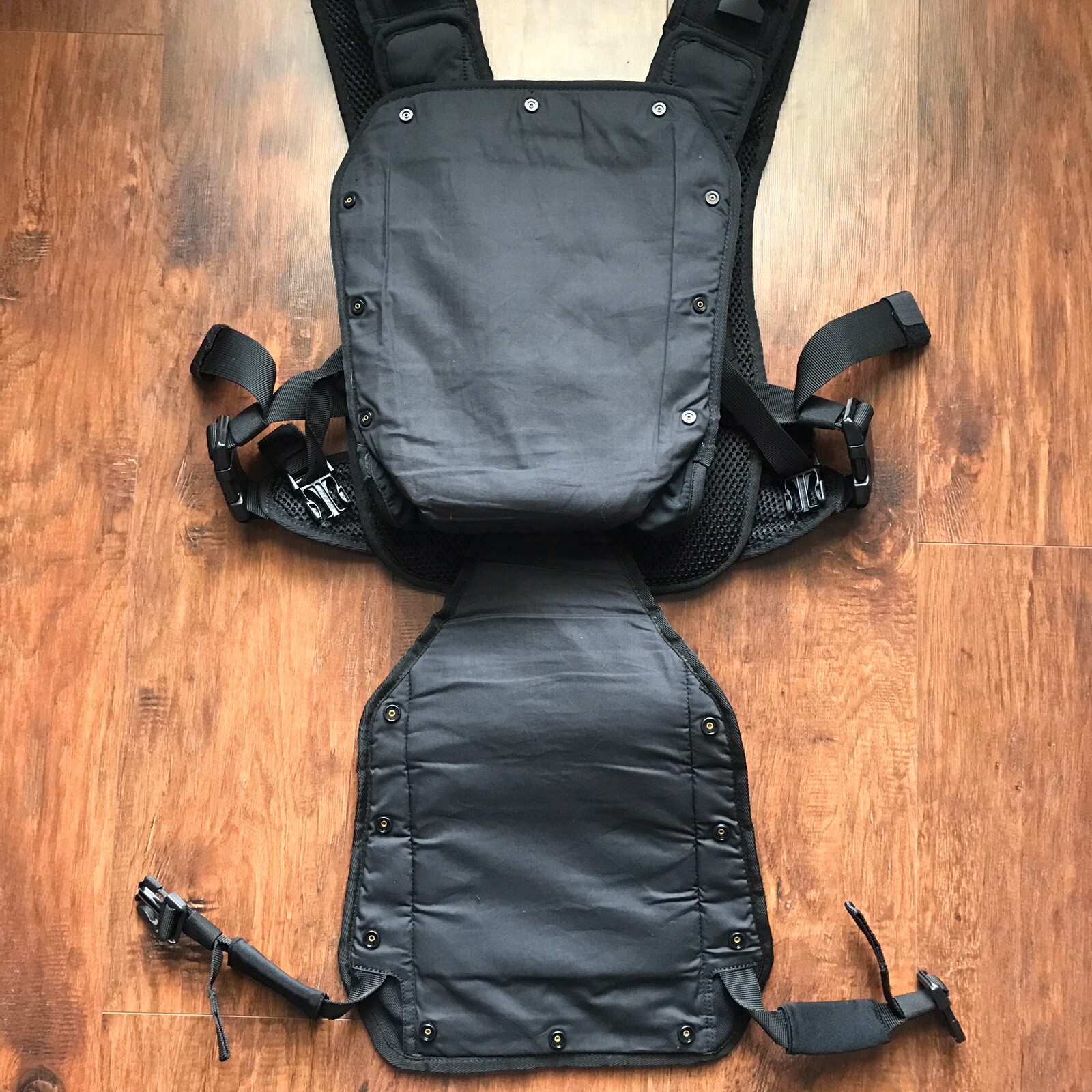 hugaroo baby carrier