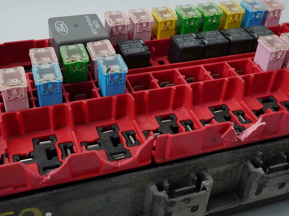 Bloco de junção relé fusível Ford Expedition Lincoln Navigator 2007 - 2008 fabricante de equipamento original - Imagem 4 de 4