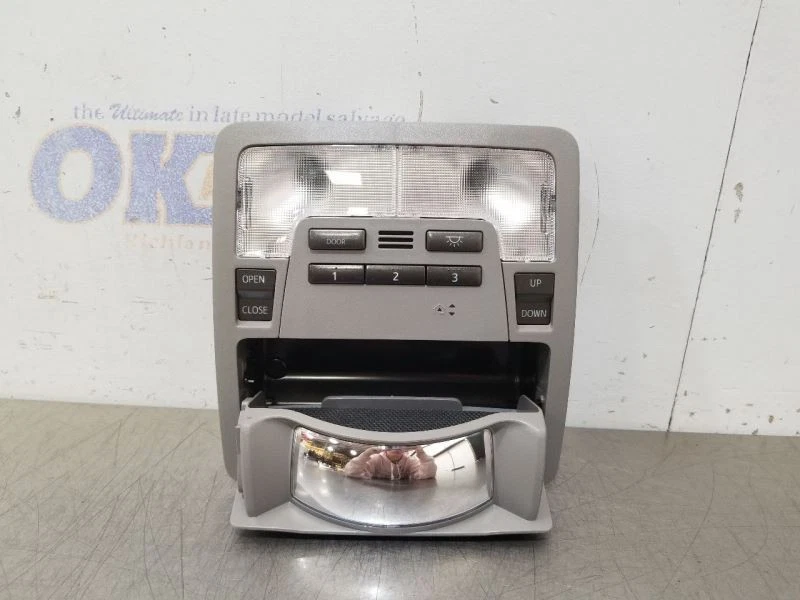 Toyota Highlander 16 2016 techo superior consola gris Foto 4 de 4