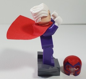 LEGO Marvel Super Heroes X-Men Magneto Minifigure from set 76022 Helmet Platform