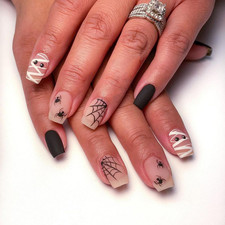 24pcs Black Halloween Press on Nail Short Square Fake Nails with Spiders Web Fal