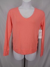 Athleta Sunrise V-Neck Sweatshirt Top Size Medium Coral Thumb Holes New