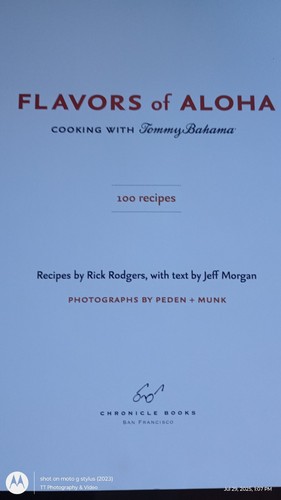 Flavors of Aloha Cookbook Cooking With Tommy Bahama by Rick Rodgers, HC/DJ - Foto 3 di 3