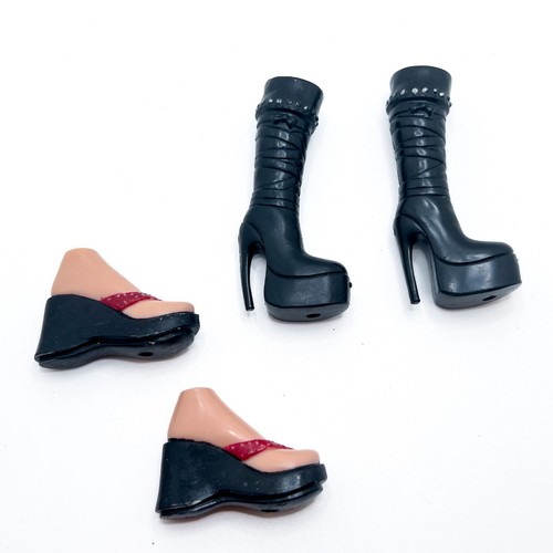 Treasures Roxxi Bratz Girlz Puppe Schwarz Rot Plateau Stiefel Schuhe Lot