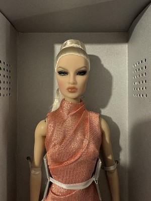 MARTINI SOCIAL EUGENIA PERRIN FROST PUPPE NRFB FASHION ROYALTY INTEGRITY TOYS