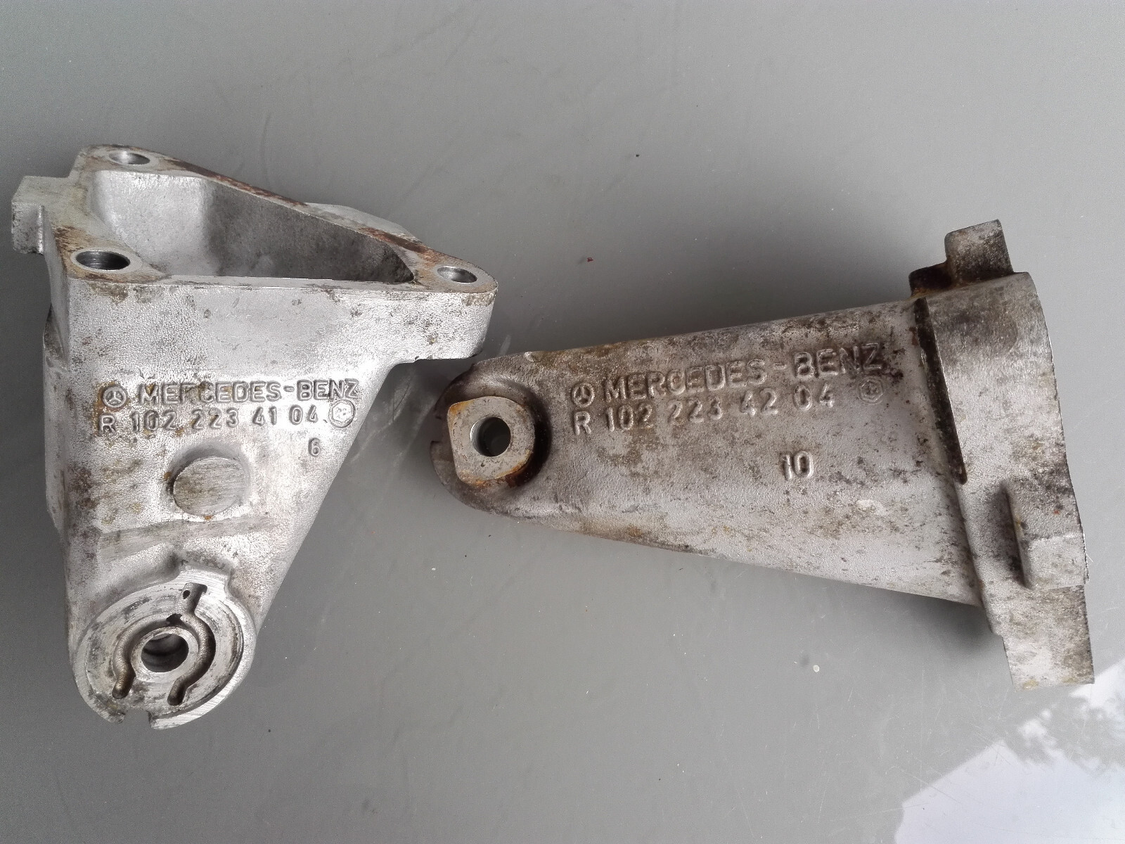 Abgaskrümmer Auspuffkrummer MERCEDES W124 E 1021424101 online  