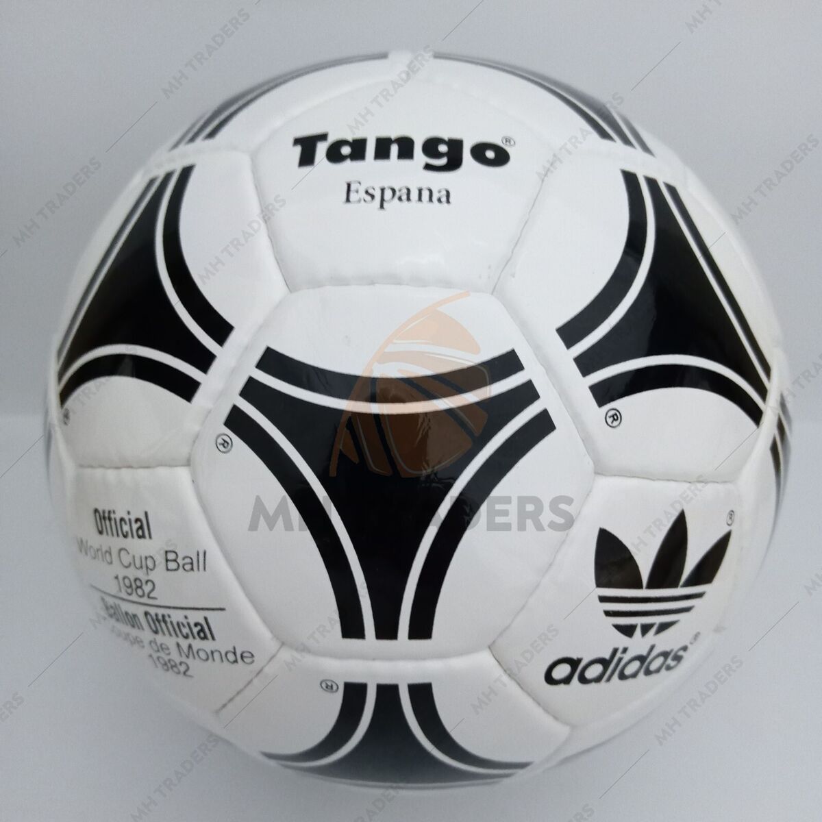 Adidas Tango Espana FIFA World Cup 1982 Spain Soccer Match Adidas Tango Espana FIFA World Cup 1982 Spain Soccer Match