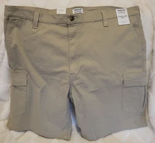 Signature by Levi Strauss Gold Essential Cargo Shorts Khaki Tan 46 New