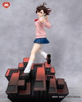 GW3398 Dandadan Dressta Pvc Statue Momo 23 Cm Neu