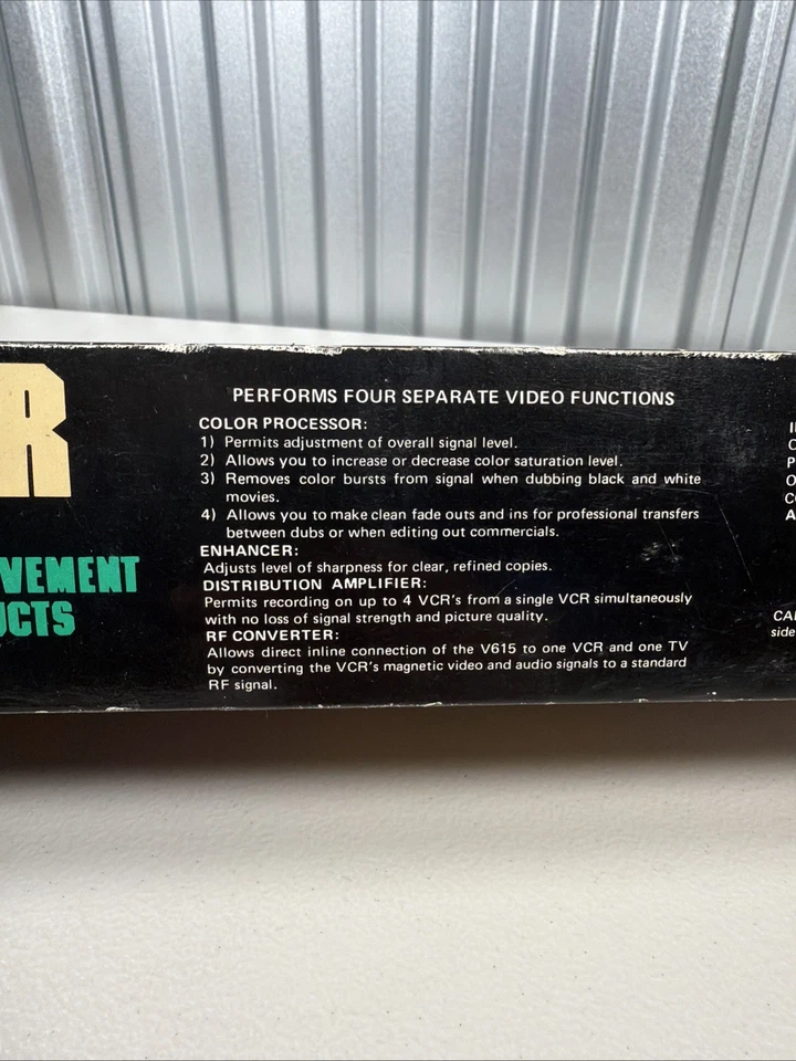 Procesador de video color/amplificador de distribución/convertidor de RF Recoton Producer Series V615 Foto 4 de 4