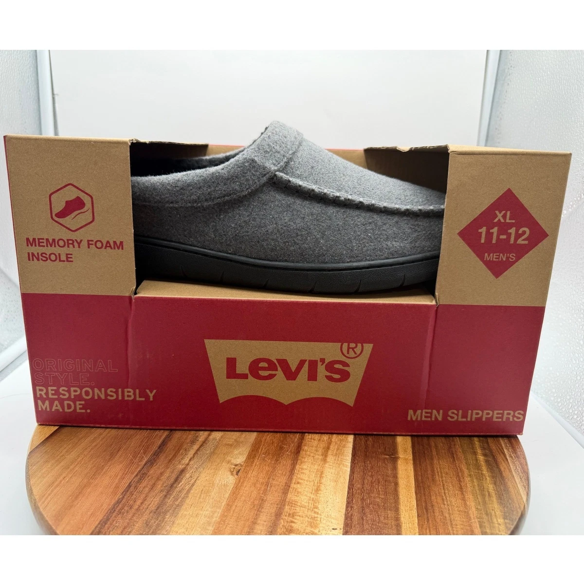 LEVI\'S Slide Slippers Mens Size 8 - 9 Gray Microsuede Sherpa Lined Plush Comfort Levi main image 2