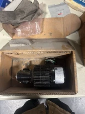 NEW Bodine 34R4BFCI-3F Motor 50 HZ Gearmotor Single Phase 10:1 Ratio 140 Rpm
